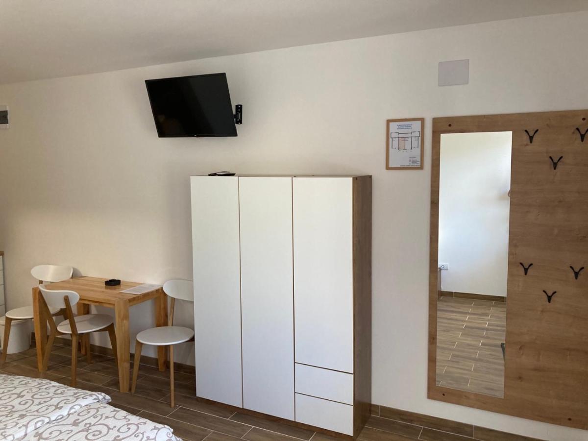 Apartamento Srebrna Laguna Veliko Gradište Exterior foto